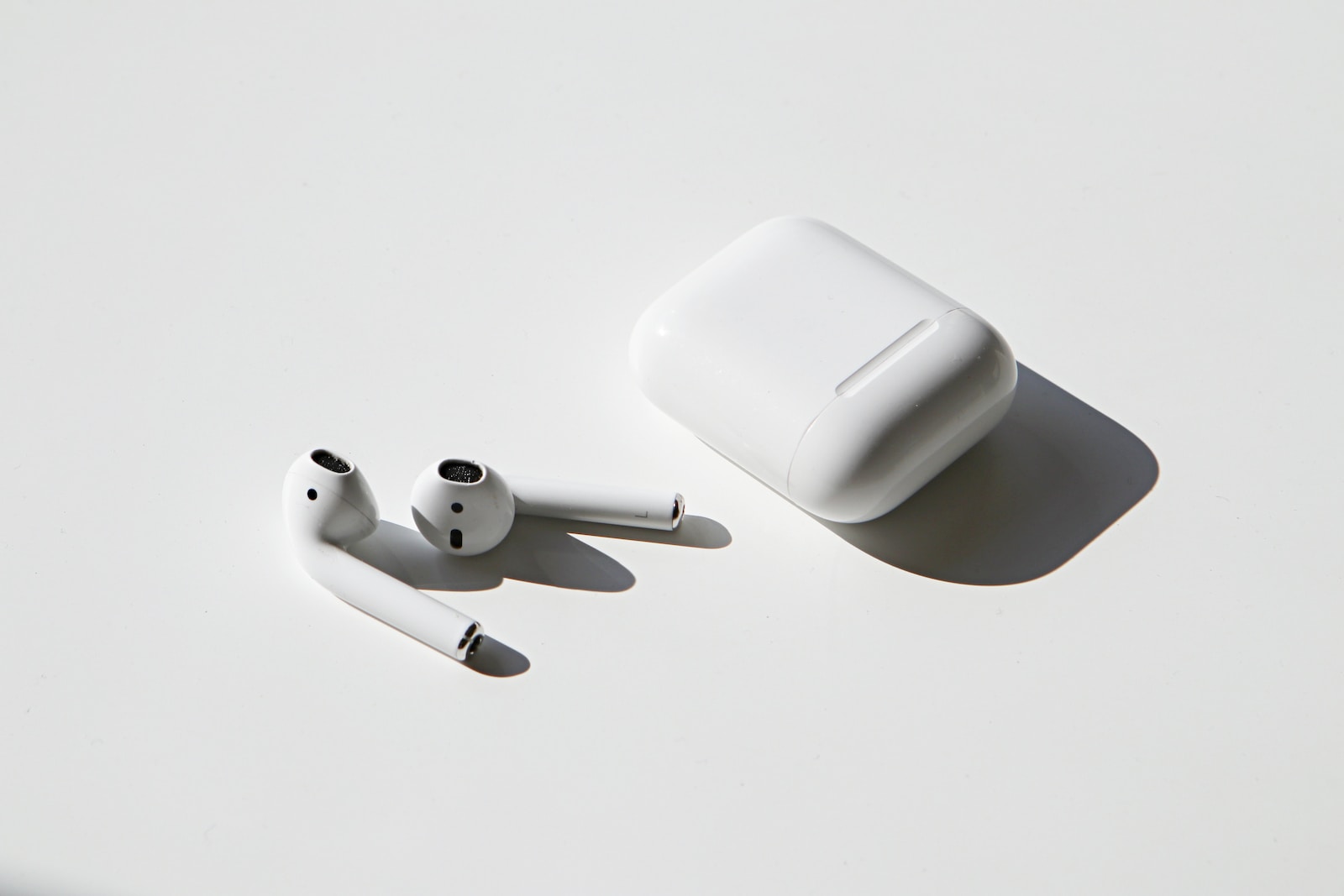can airpods be in the sun?