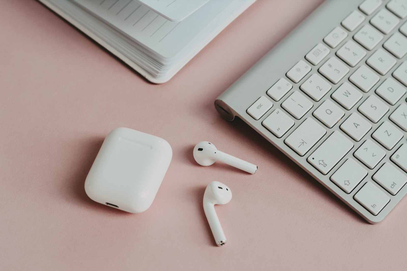 How to balance airpods sound between both buds